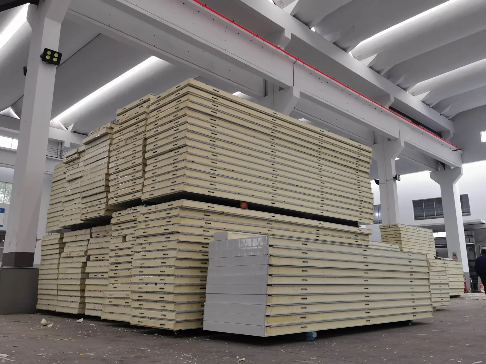 cold room doors in factory