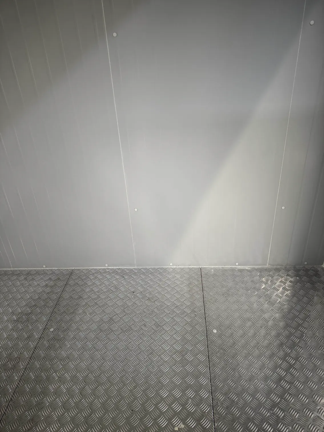 Aluminum-Framed Cold Room Door