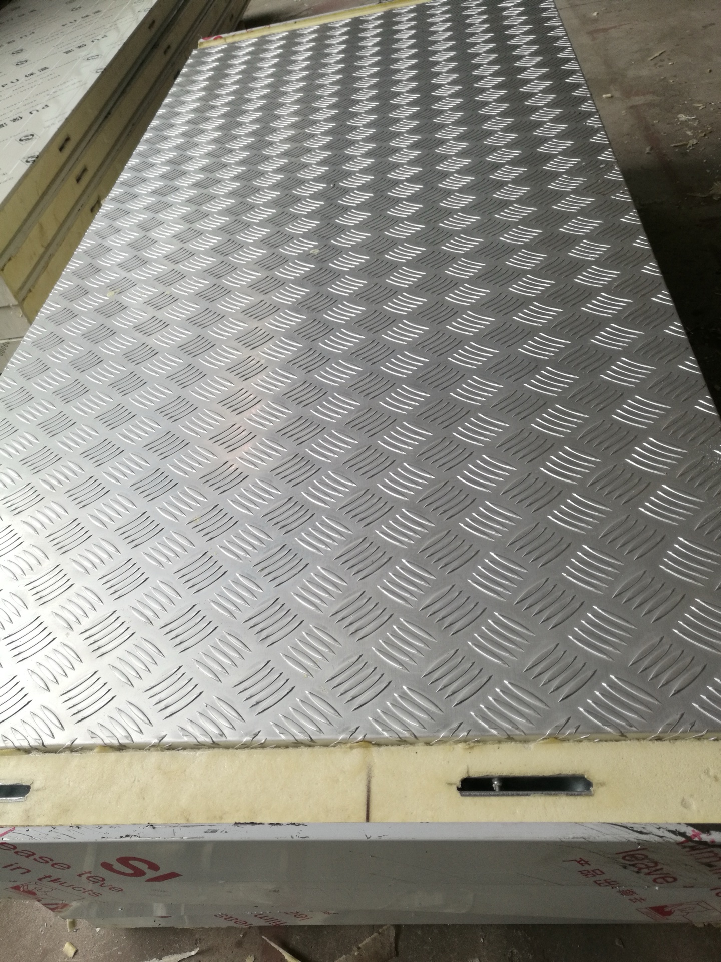 Anti-Slip Aluminum Panel
