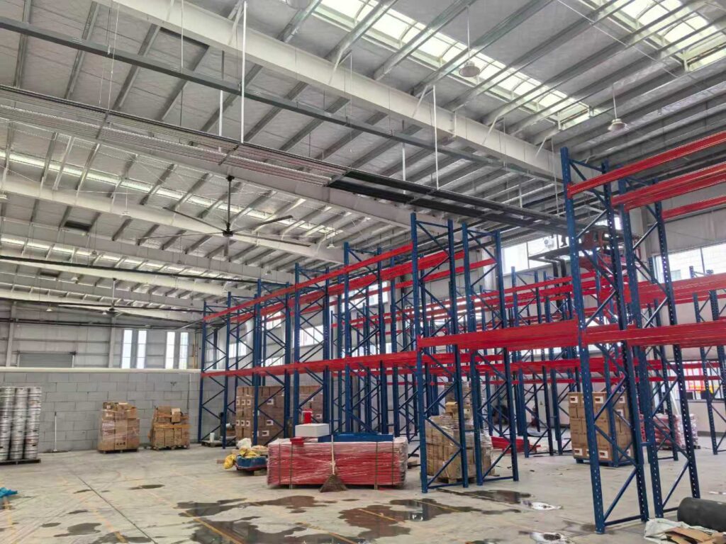 Refrigerated Logistics Warehouse with Ceiling Coil Cooling
